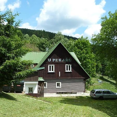 Horska Chata U Pekaru Pec pod Snezkou Exteriör bild