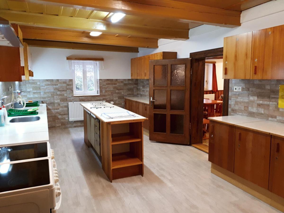 Horska Chata U Pekaru Pec pod Snezkou Exteriör bild